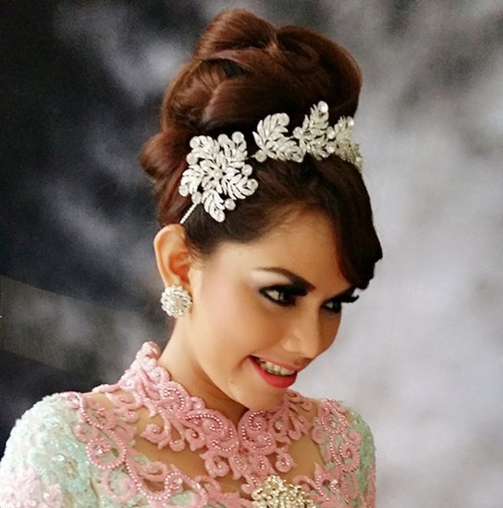http://instragram.com/miko.mua